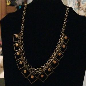 Necklace and earring set